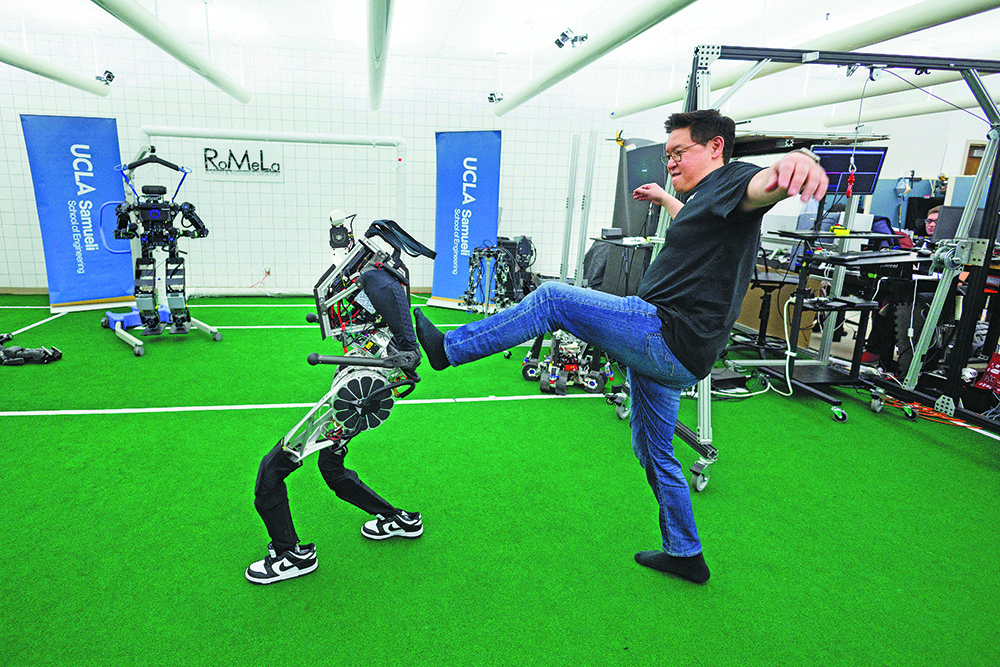 Le robot footballeur ARTEMIS